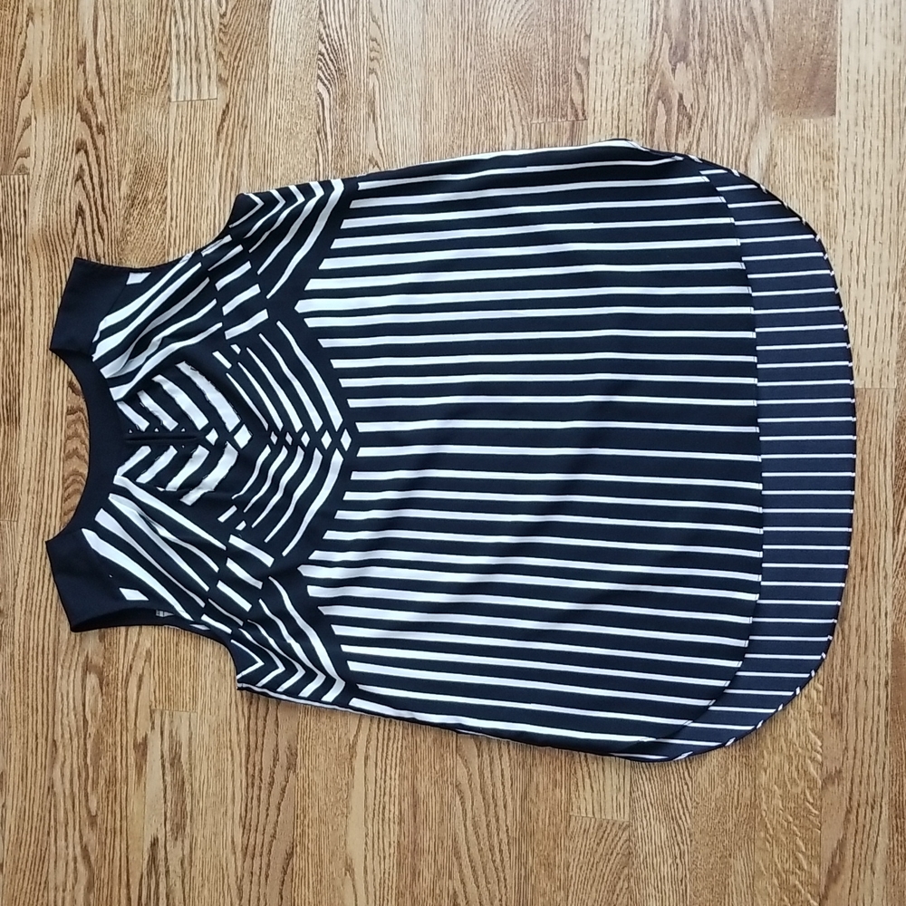 (XL) Beaded Detailing Striped Long Tank Top Blouse Flowy Keyhole Cutout Office